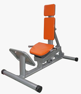 レッグ・プレス（脚を鍛える器具）